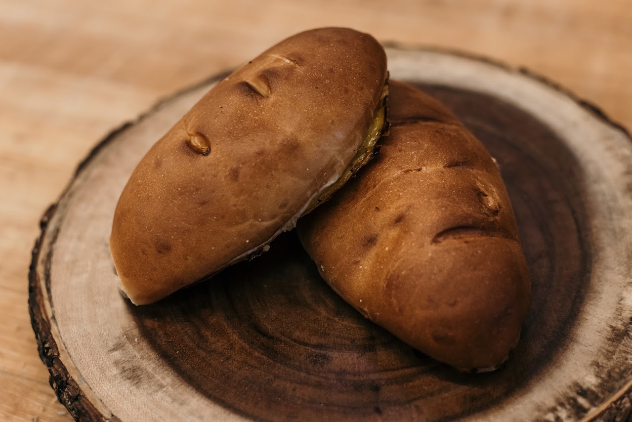 Bolillo con Queso y Jalapeño